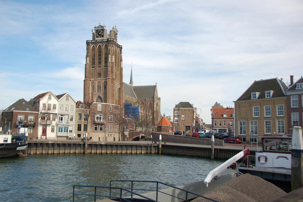 B&B In De Prinsenstraat Dordrecht Esterno foto